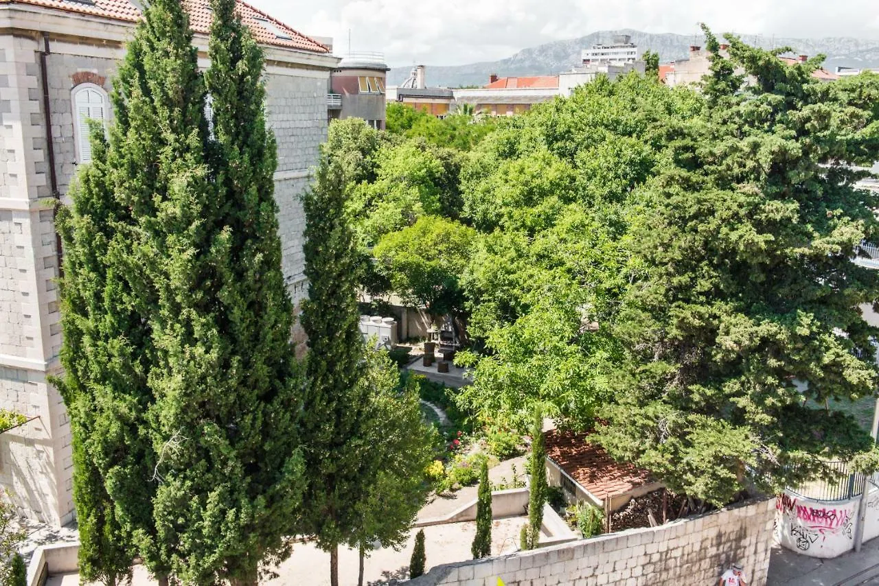 Villa Galla Split Guest house