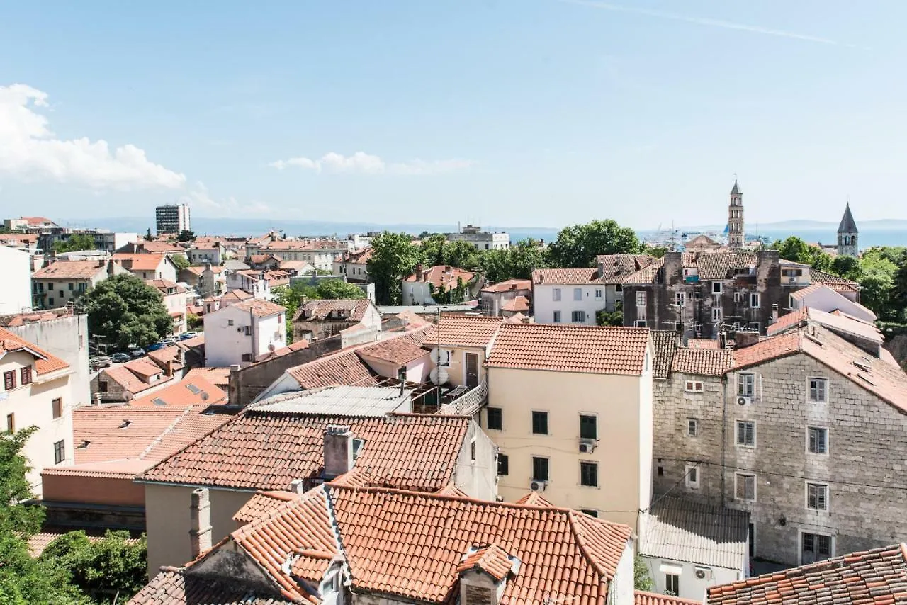 Villa Galla Split 3*,  Croacia